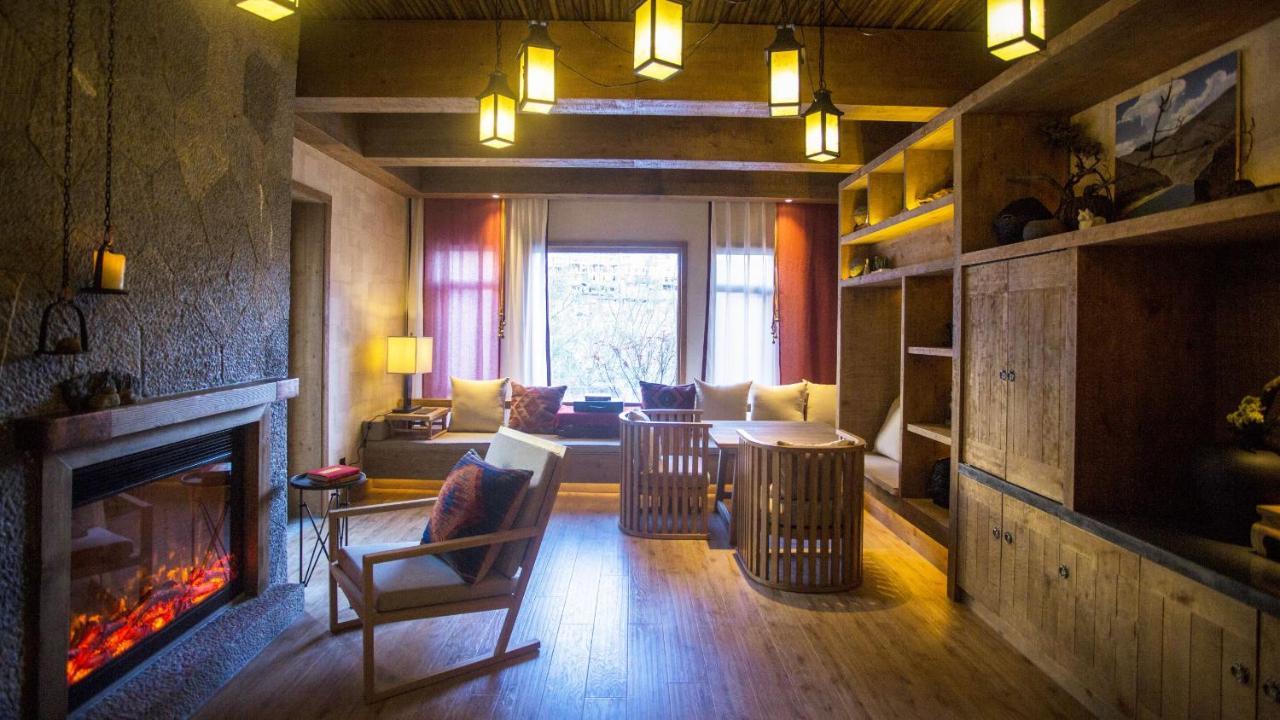 Lux* Tea Horse Road Benzilan Hotell Exteriör bild